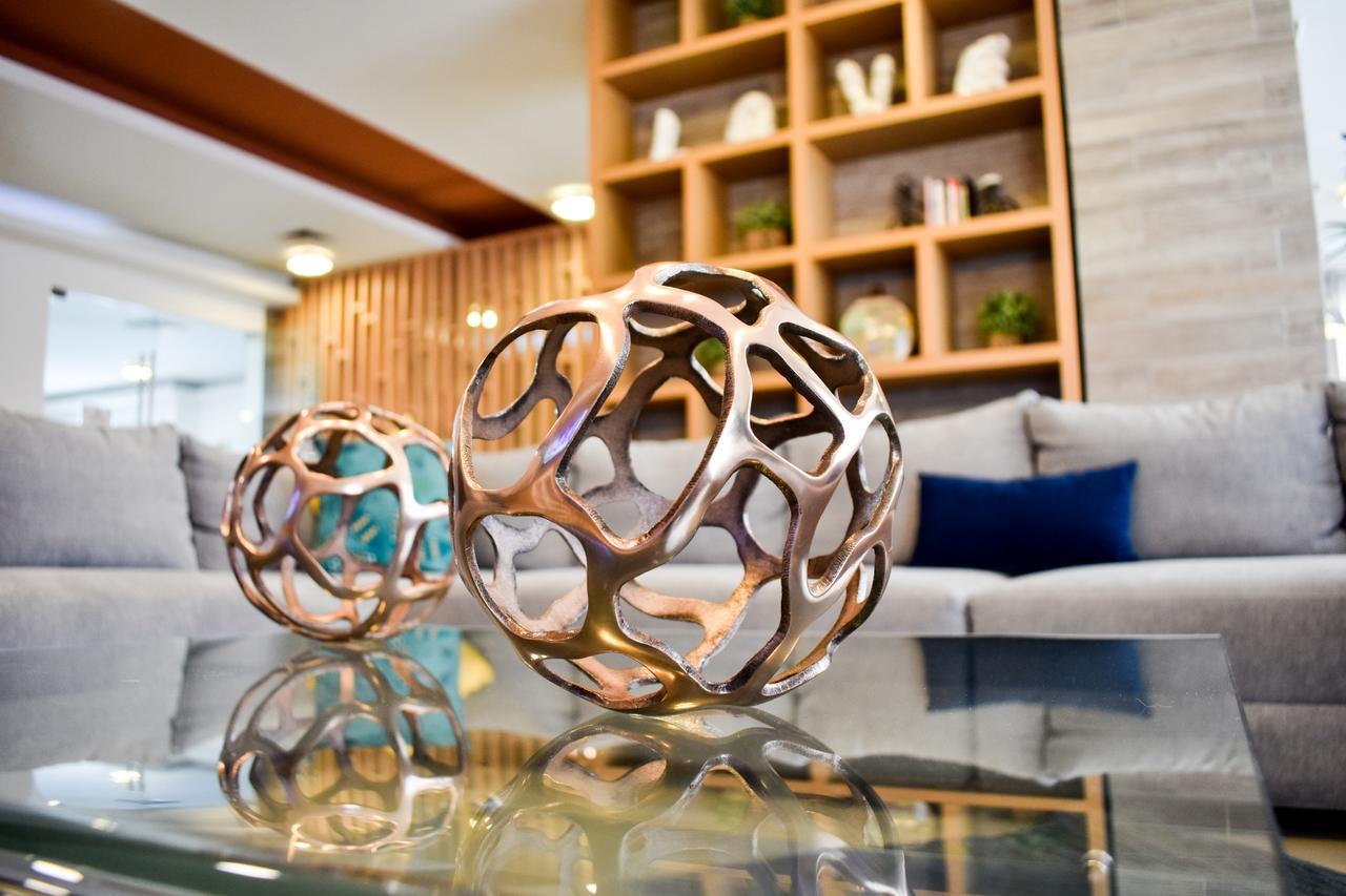 Barcelona Tower By Koox Luxury Collection Aparthotel Cancún Exteriör bild